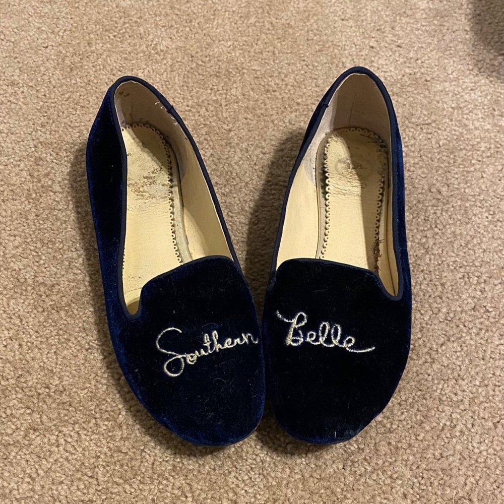 “Southern Belle” Navy Smoking Slipper | C. Wonder